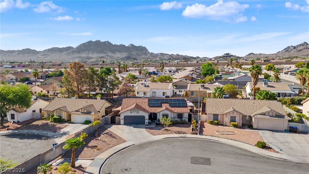 543 Vantage Avenue, Henderson, NV 89002 — photo 2