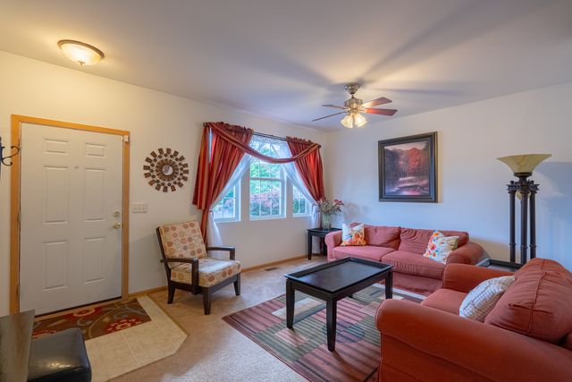 39843 Stoneywood Drive, Beach Park, IL 60083