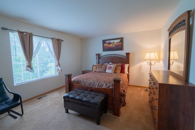 39843 Stoneywood Drive, Beach Park, IL 60083