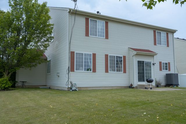 39843 Stoneywood Drive, Beach Park, IL 60083