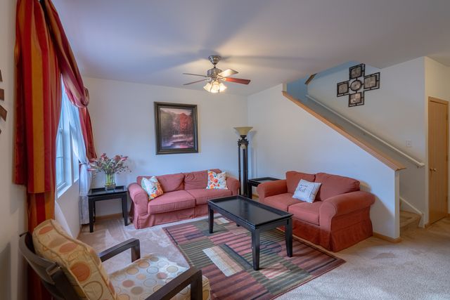 39843 Stoneywood Drive, Beach Park, IL 60083