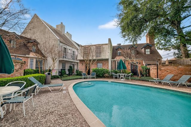 5338 Brownway Street B19, Houston, TX 77056