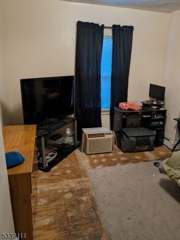 55 Kenmore Ave, Newark City, NJ 07106