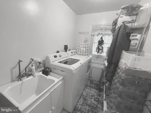 9401 SURRATTS MANOR DR, Clinton, MD 20735