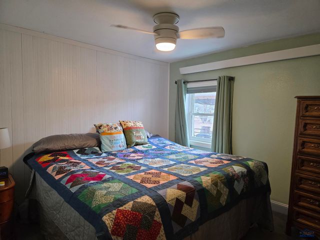 401 S BAILEY AVE, New Underwood, SD 57761