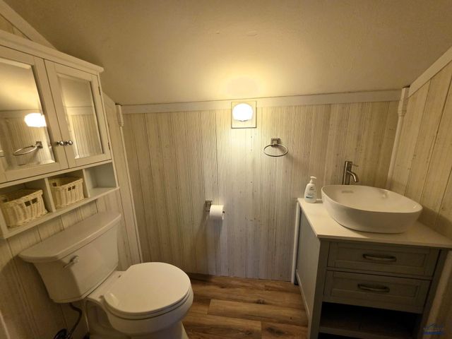 401 S BAILEY AVE, New Underwood, SD 57761