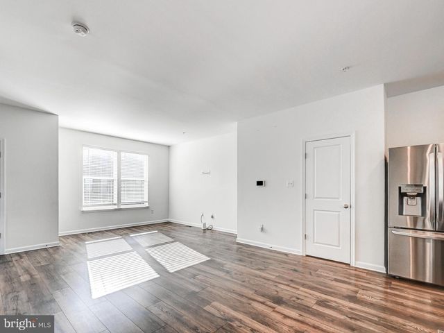 4337 LAPLATA AVE, Baltimore, MD 21211