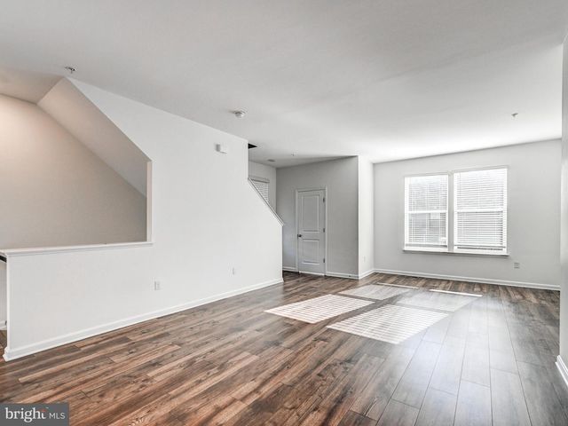 4337 LAPLATA AVE, Baltimore, MD 21211