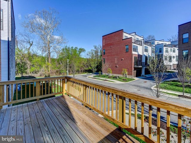 4337 LAPLATA AVE, Baltimore, MD 21211