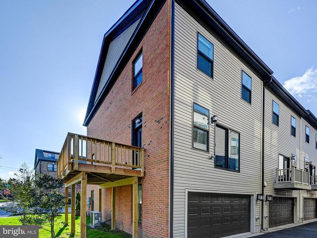 4337 LAPLATA AVE, Baltimore, MD 21211