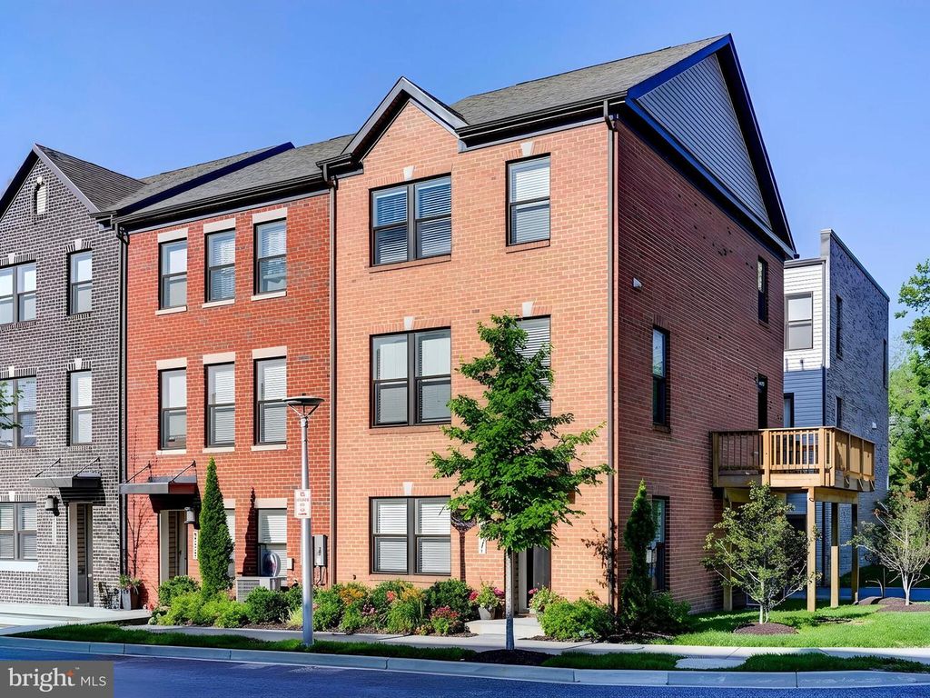 4337 LAPLATA AVE, Baltimore, MD 21211