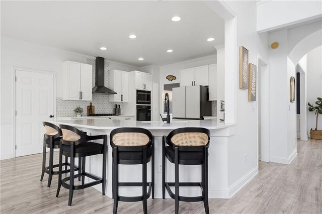 167 Laurel Way, Woodstock, GA 30188