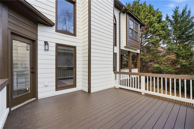 167 Laurel Way, Woodstock, GA 30188