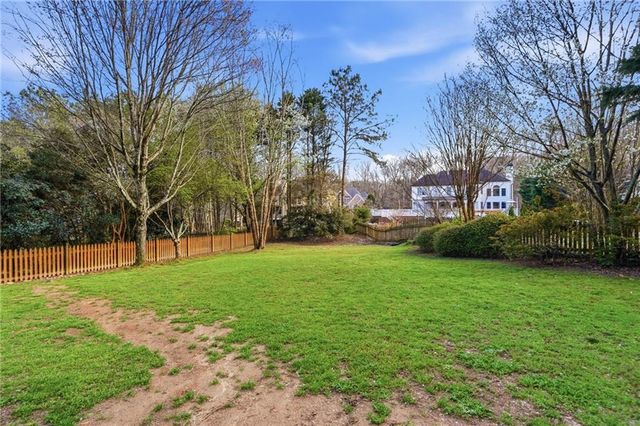 167 Laurel Way, Woodstock, GA 30188