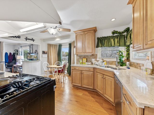 2153 W Lotus Avenue, Fort Worth, TX 76111