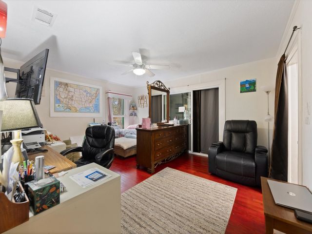 2153 W Lotus Avenue, Fort Worth, TX 76111