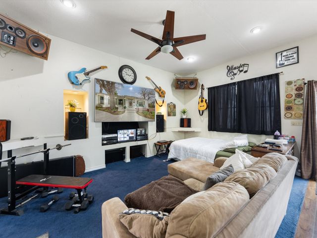 2153 W Lotus Avenue, Fort Worth, TX 76111