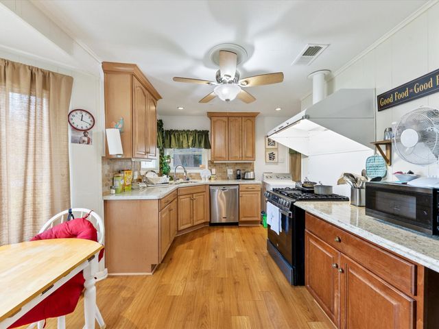 2153 W Lotus Avenue, Fort Worth, TX 76111