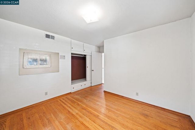 1174 Saint Francis Dr, Concord, CA 94518