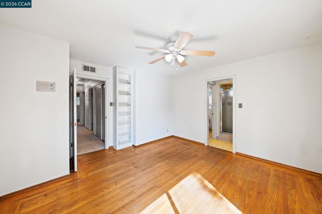 1174 Saint Francis Dr, Concord, CA 94518