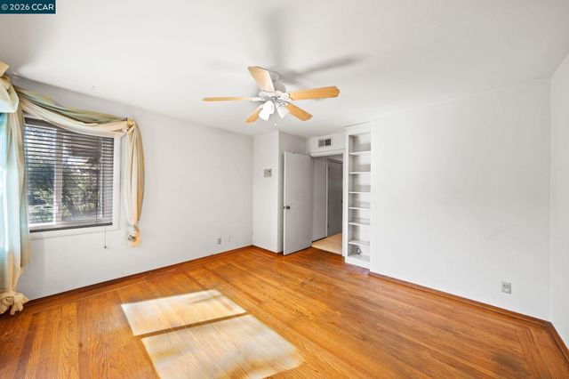 1174 Saint Francis Dr, Concord, CA 94518