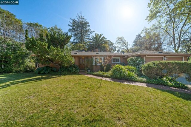 1174 Saint Francis Dr, Concord, CA 94518