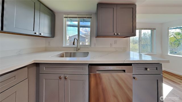 1722 E 56th Street, Tacoma, WA 98404