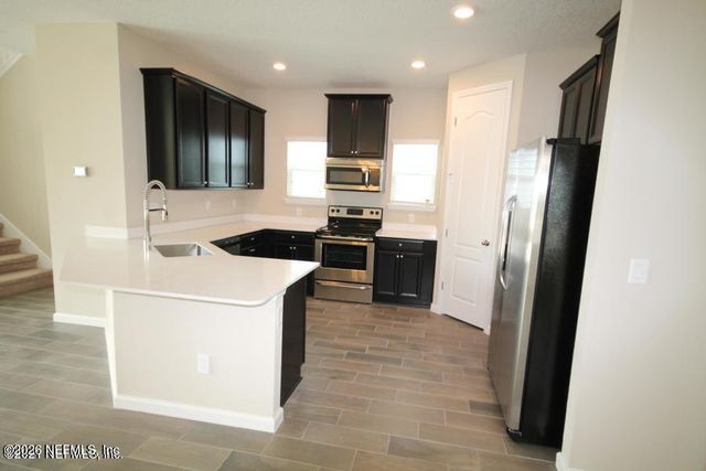 2682 FAWN POINT Drive, Jacksonville, FL 32225