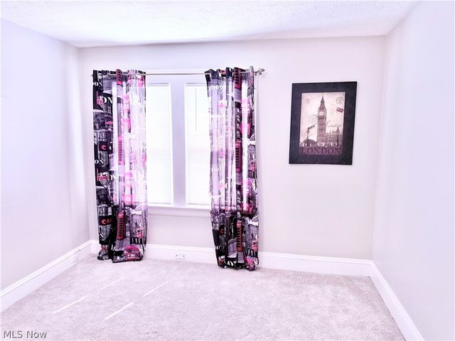 10914 Fidelity Avenue, Cleveland, OH 44111