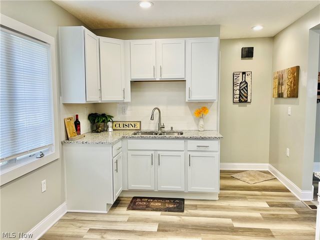 10914 Fidelity Avenue, Cleveland, OH 44111