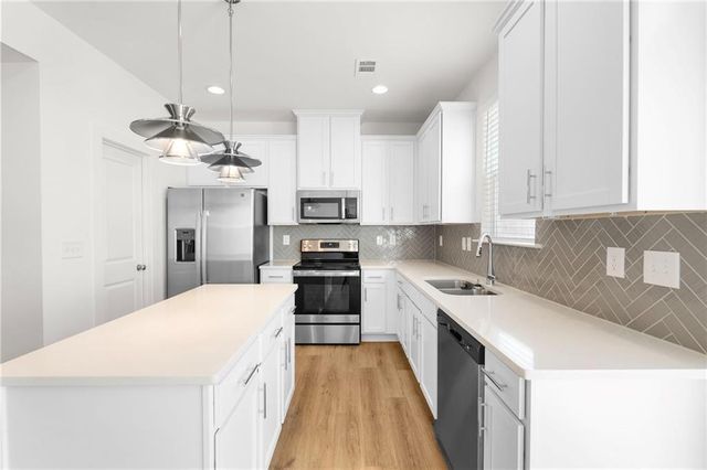 2469 Honey Way, Conyers, GA 30013