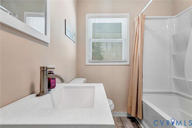 15200 Chieftain Rd, Disputanta, VA 23842