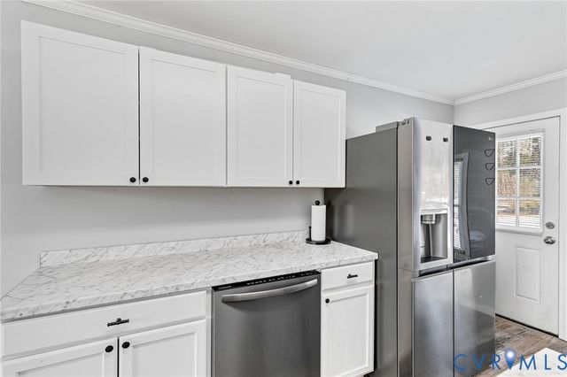 15200 Chieftain Rd, Disputanta, VA 23842