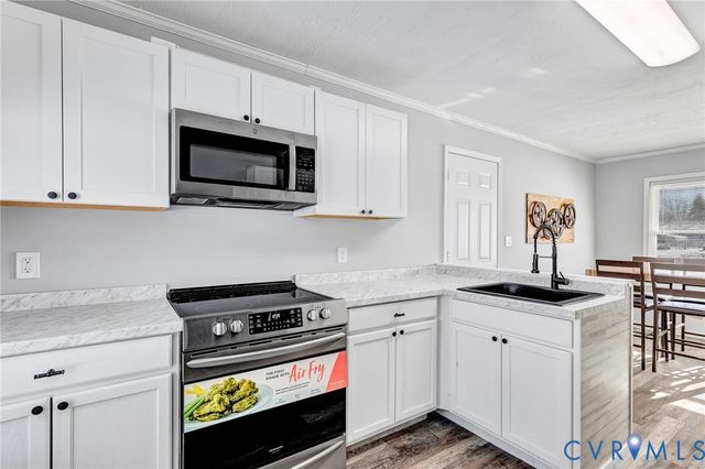 15200 Chieftain Rd, Disputanta, VA 23842