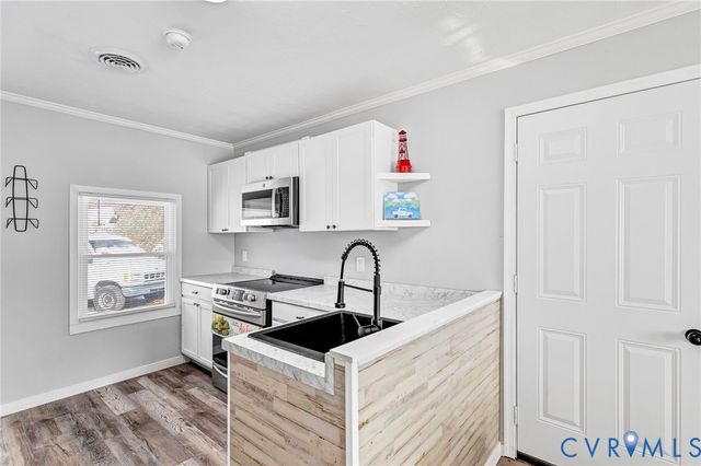 15200 Chieftain Rd, Disputanta, VA 23842