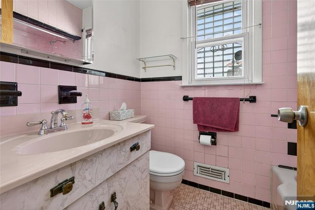 1089 23rd Street, Paterson, NJ 07513