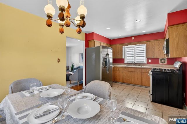 1089 23rd Street, Paterson, NJ 07513