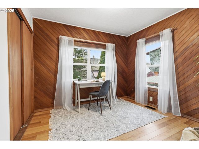 1644 N AINSWORTH St, Portland, OR 97217