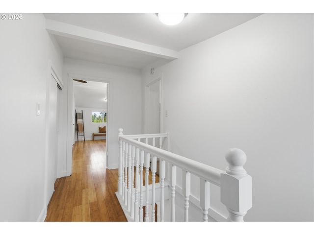 1644 N AINSWORTH St, Portland, OR 97217