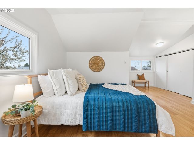 1644 N AINSWORTH St, Portland, OR 97217