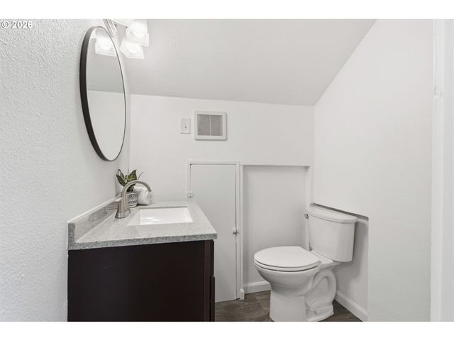 1644 N AINSWORTH St, Portland, OR 97217