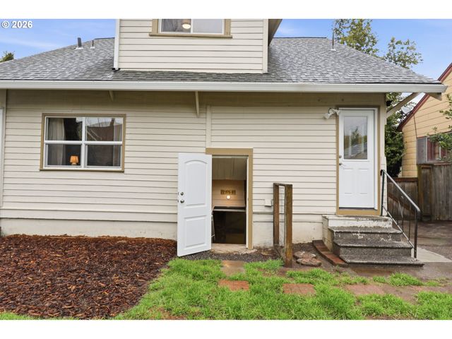 1644 N AINSWORTH St, Portland, OR 97217