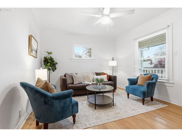 1644 N AINSWORTH St, Portland, OR 97217