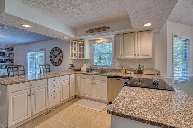 335 Key West Drive, Evansville, IN 47712