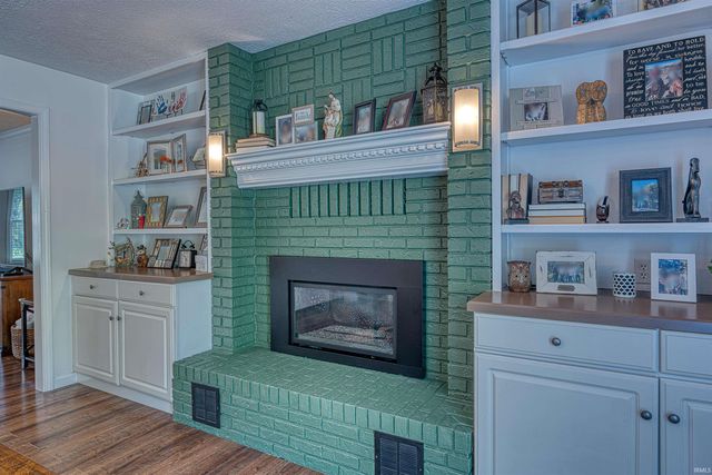 335 Key West Drive, Evansville, IN 47712