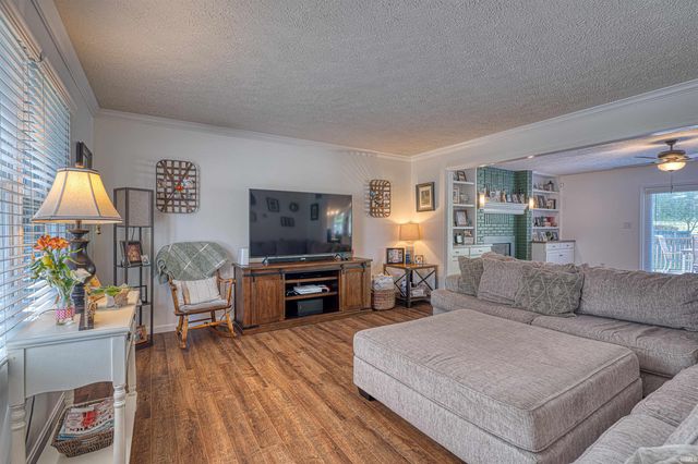 335 Key West Drive, Evansville, IN 47712