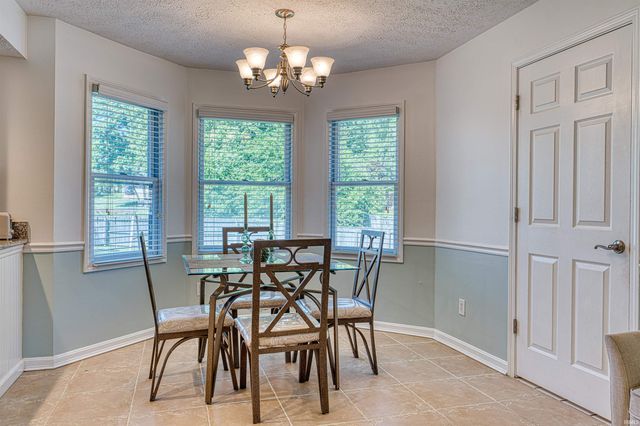 335 Key West Drive, Evansville, IN 47712