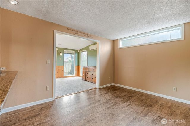 9709 NW 21 Avenue, Vancouver, WA 98665