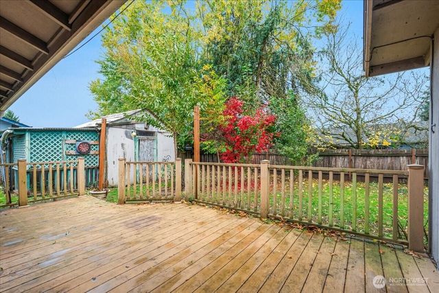 9709 NW 21 Avenue, Vancouver, WA 98665