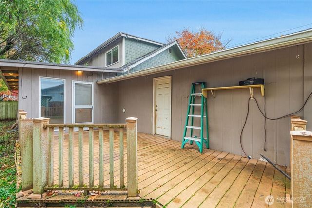 9709 NW 21 Avenue, Vancouver, WA 98665